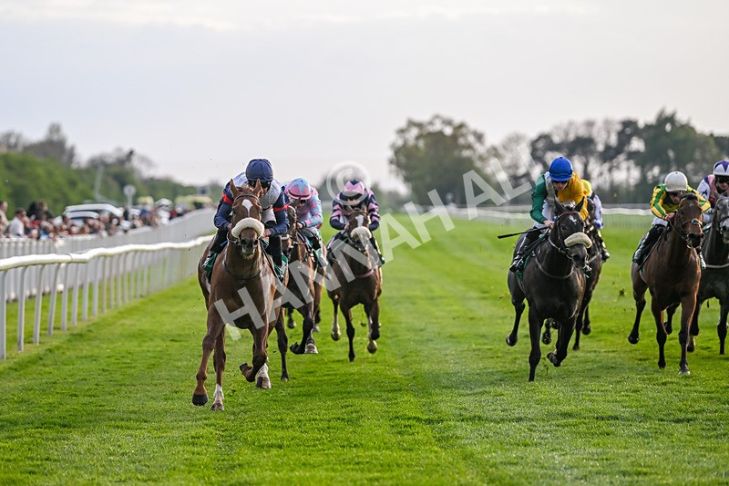 220425-Race 7-Against The Wind-9525 - Race 7