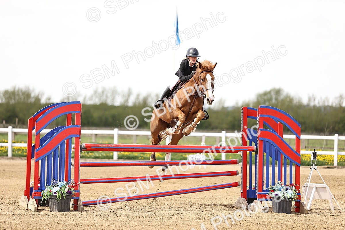 SBM_002268 - Class 11 - Senior newcomers - 1.10m