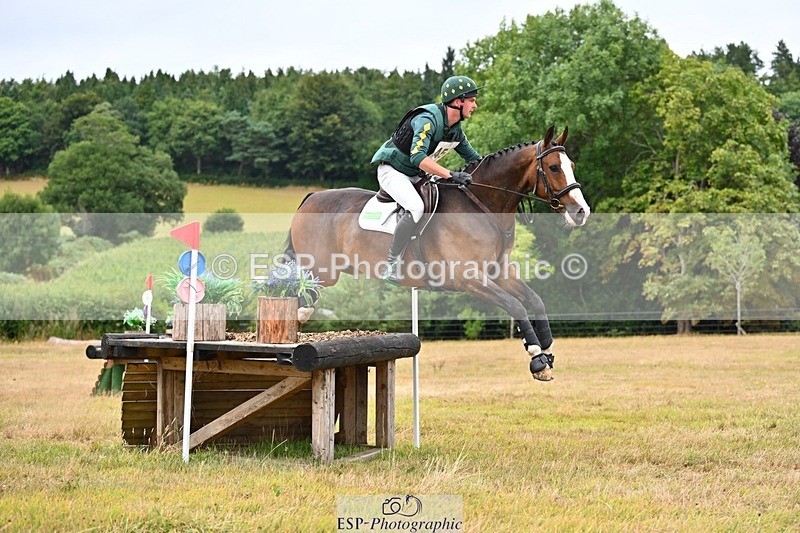 250803A-105459-10025 - K-458-Ollie.Martin-MIH.POP.SOCKS