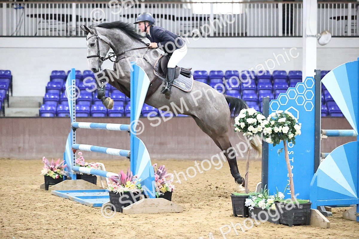 SBM_001974 - Class 10 - Senior Newcomers - 1.10m