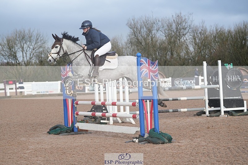 260201-101946-03048 - Cls 16 British Novice and 90cm