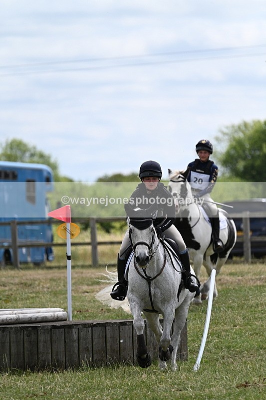 WJ7_5541 - 80cm XC Pairs