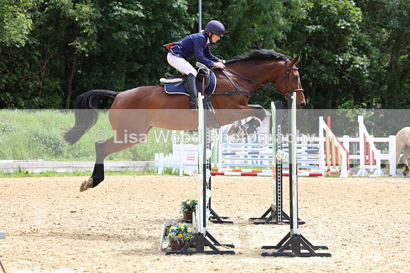 3E7A7268 - Class 7: Senior 1.05m