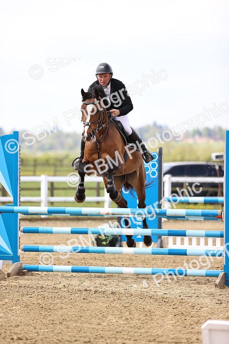 SBM_001752 - Class 10 - Senior British Discovery - 1.00m