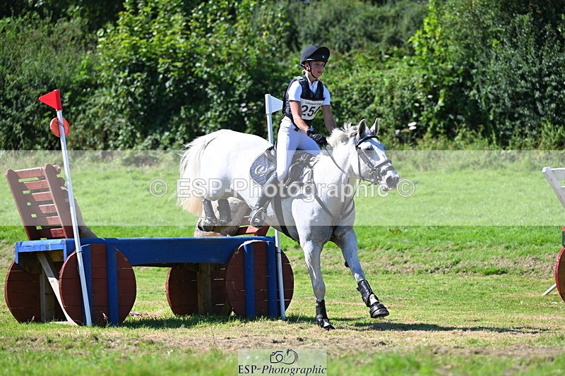 240811A-151529-05720 - 254-