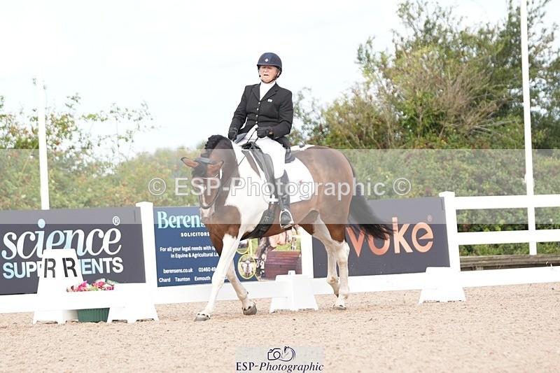 250906-110738-01953 - 026-Alison.McCarthyFarleaze.Lady.Sylvia