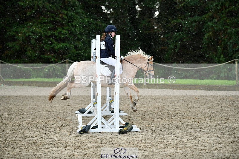 251004A-111306-00575 - Classes 4 & 5 50cm