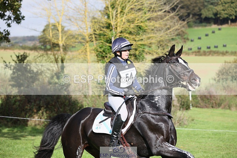 231020-115115-06829 - 054-PORSCHE-Coco.Lanni-XC