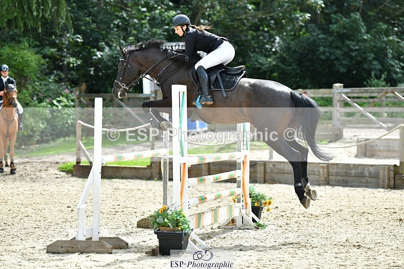 230712-161239-25196 - Cls 57 Newcomers & 1.10m Open
