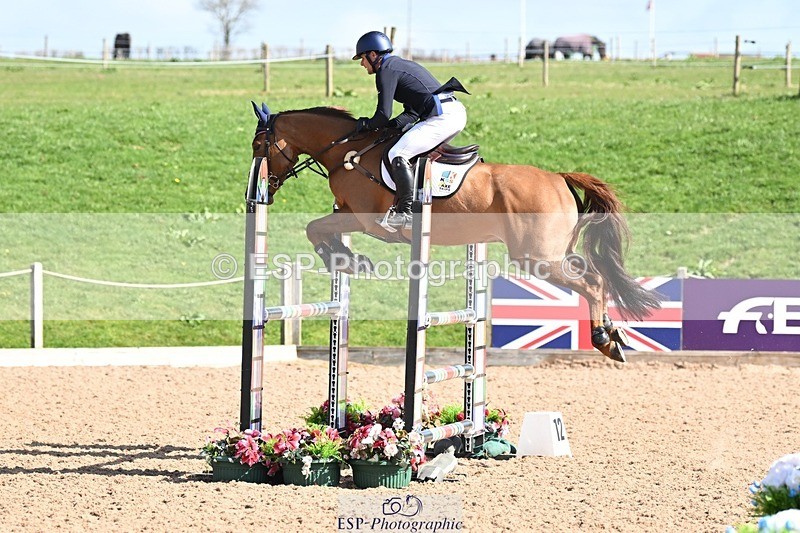 250329-105044-04049 - Cls 14 Snr Newcomers