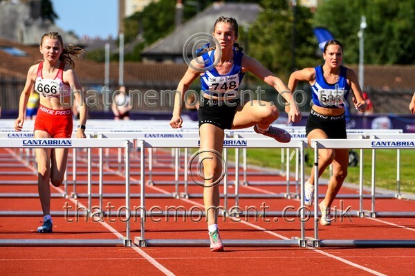 Age25SAT-927435 - Track Female Set Two