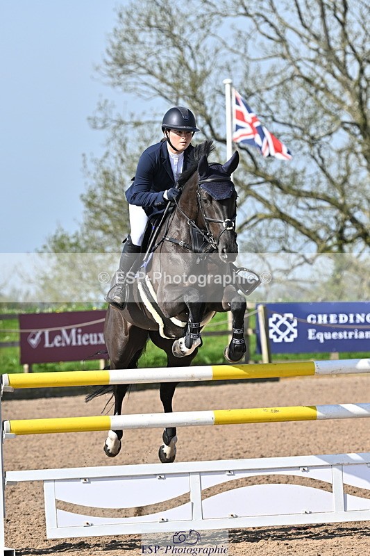 240509A-091116-00468 - Cls 8 Foxhunter