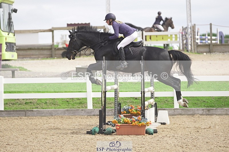 230810A-132342-02400 - Cls 4 1.05m Amateur Quali