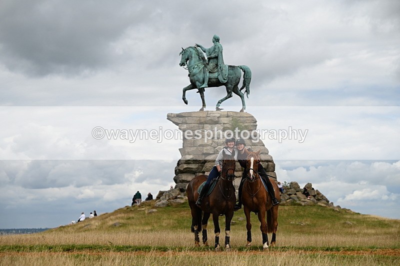 DSC_7059 - Time at Statue 12:45 to 13:15