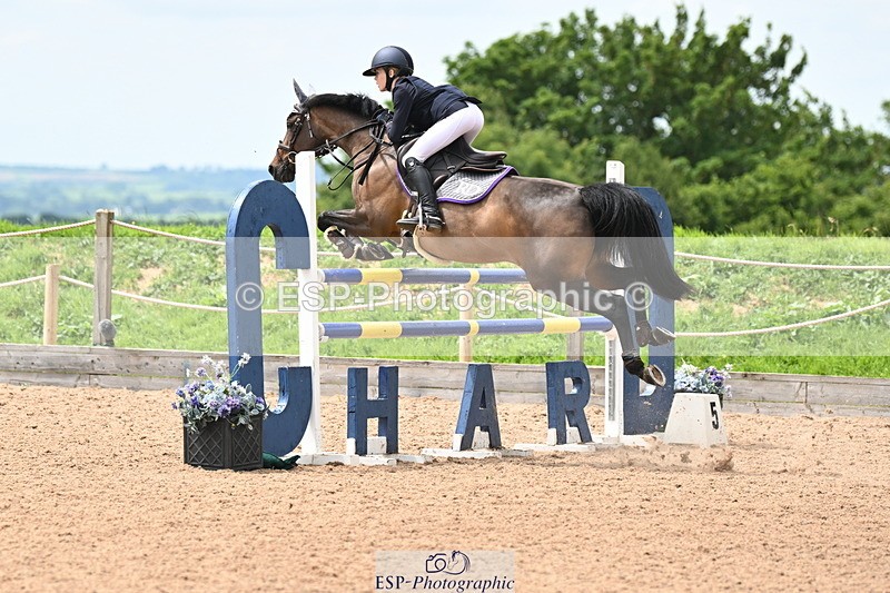 240630A-131122-13590 - Cls 25 HOYS 138cm Qualifier