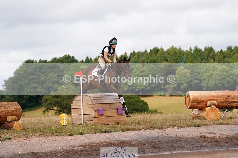 250803A-151848-16506 - O-668-Leia.Massey-SLIPALONGTREVASKIS