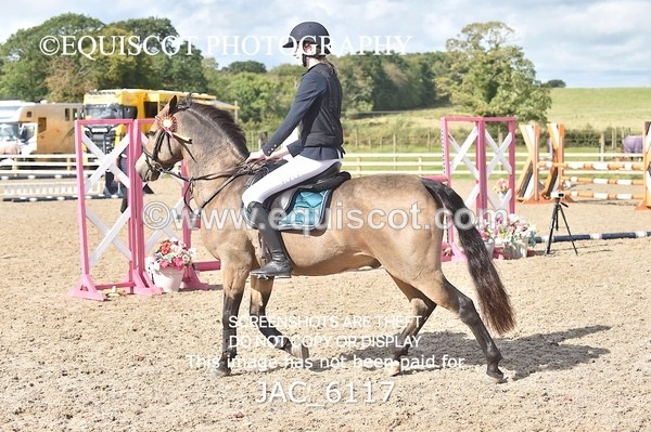JAC_6117 - CLASS 6 SAT Springboard 128cm/ 138cm Restricted Handicap
