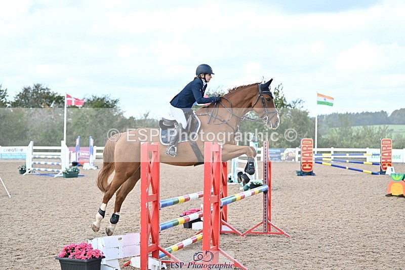 241005A-113836-03472 - SAT Cls 17 95cm Amateur Quali