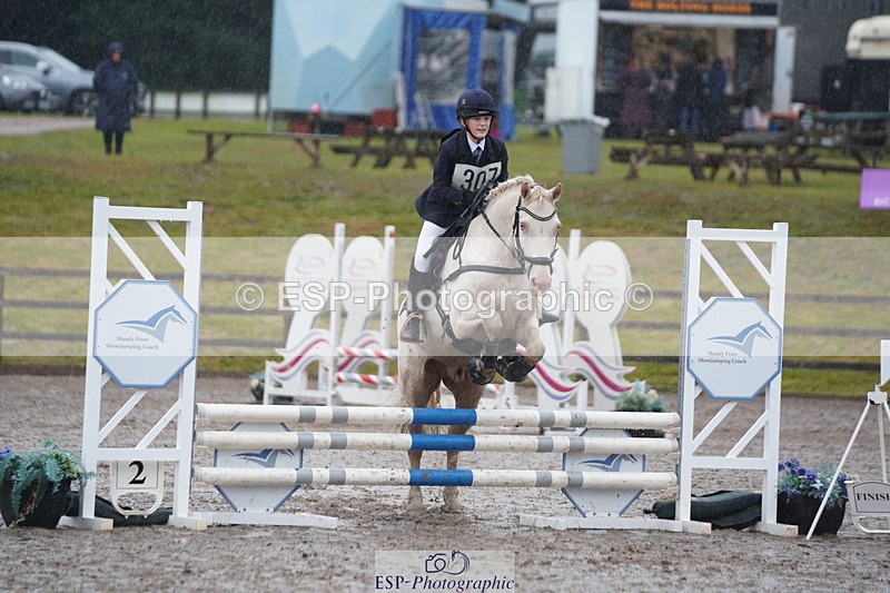 240824X-082934-20247 - 70cm Round 1 8.30 to 9.30