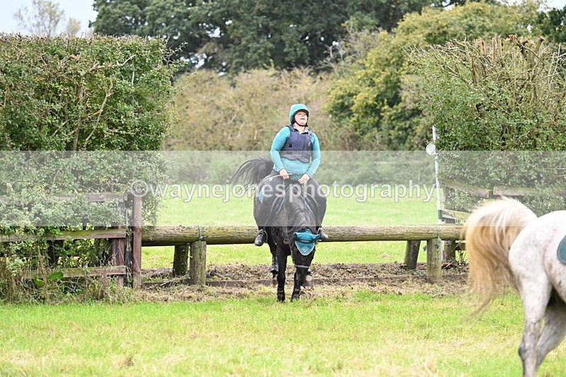 WJ7_1544 - Time at Photographer 12:35 to 13:04