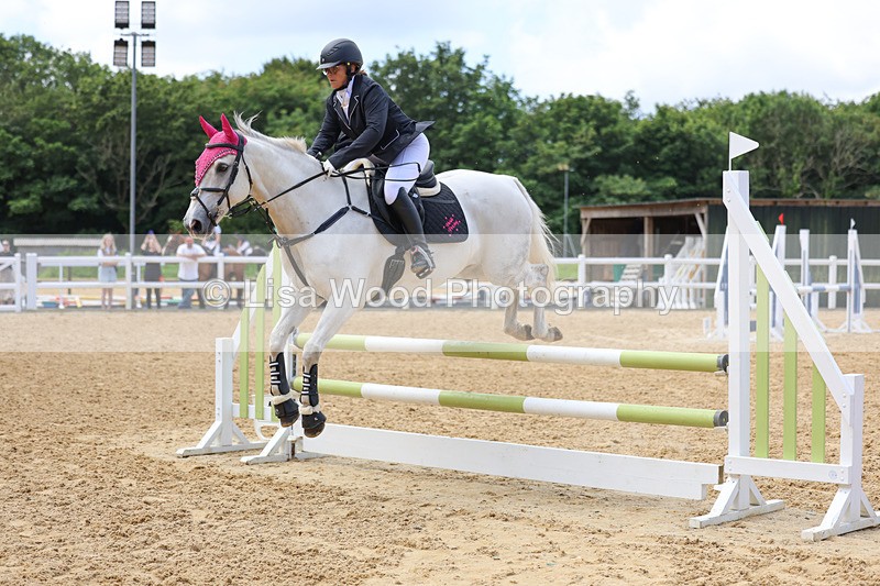 3E7A3033 - Class 4: Senior British Novice/90cm open