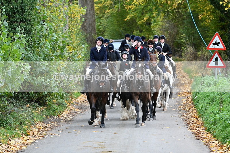 WJ7_7307 - Walk Home..