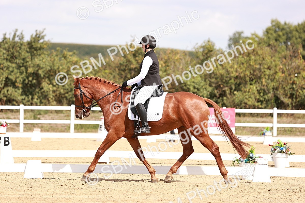 SBM_018490 - Class 17 - Novice 6