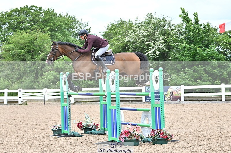 240523A-135907-01982 - Cls 5 National 1.30m