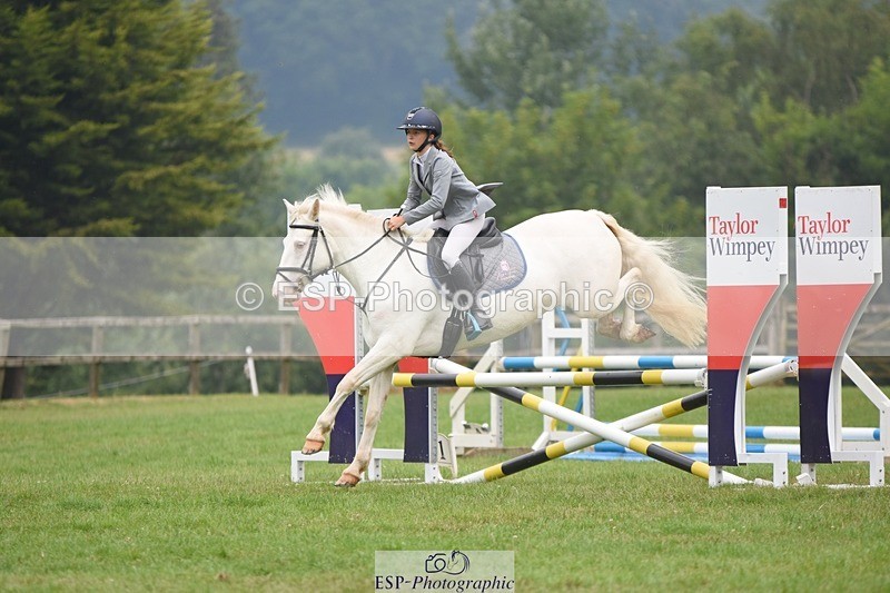 230618-101048-10291 - Cls 28 British Novice & 80cm Open