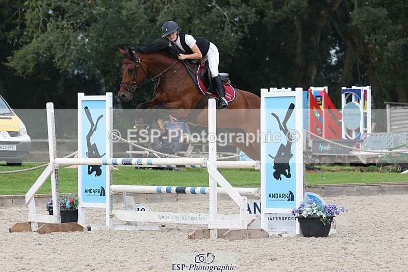 230908-155649-02683 - Cls 8 Snr 1.05m Open