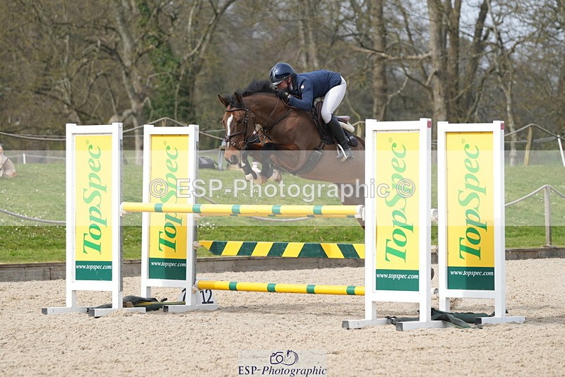 260322A-131843-01830 - 12 Newcomers 1m 10 Open