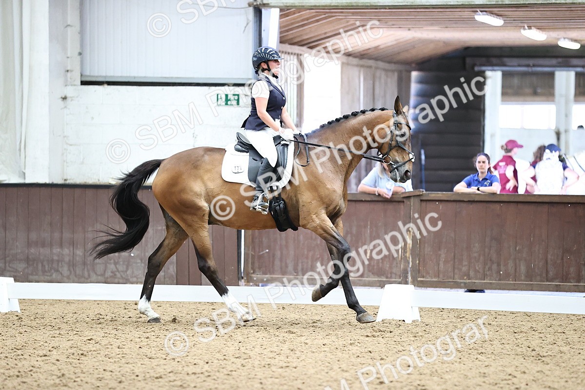 SBM_002019 - Novice 4 - 11.15-13.22