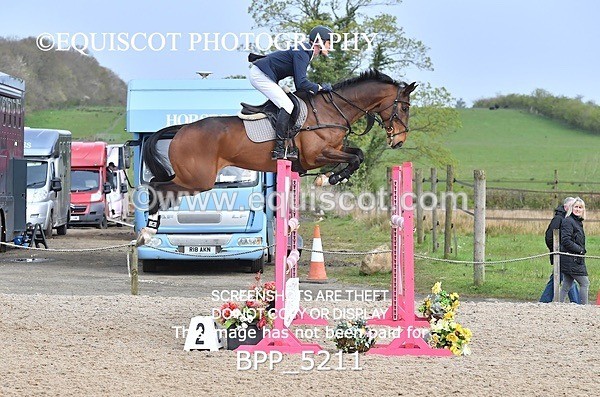 BPP_5211 - CLASS 19 SUN Senior Foxhunter/ 1.20m Open