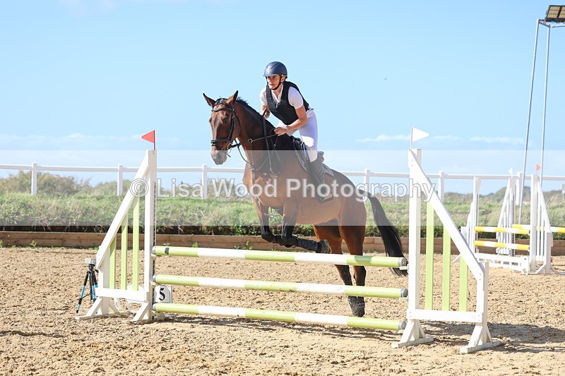 3E7A5119 - Class 9: 80cm Senior