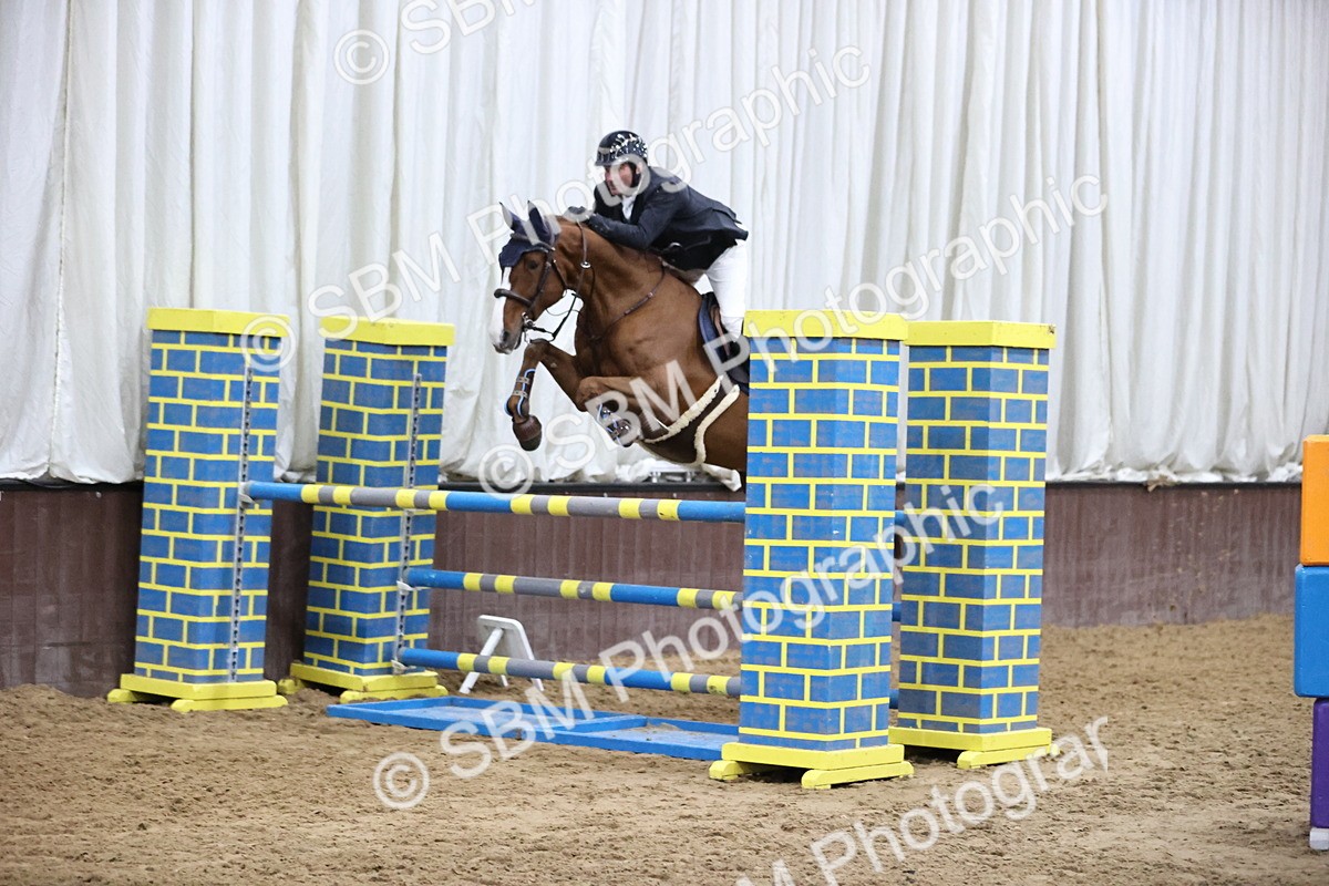 SBM_002032 - Class 4 - Senior Newcomers - 1.10m Open