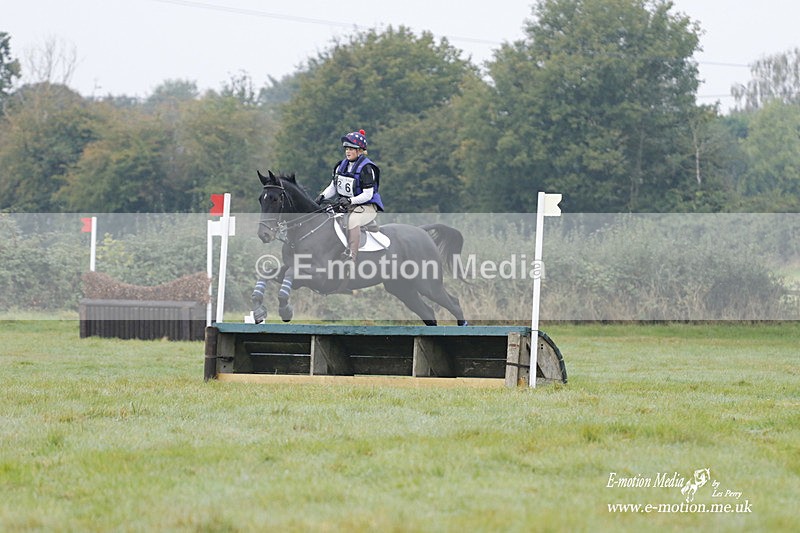 WWHT 171021 0567 - Novice Restricted (0.80m)  17/10/21