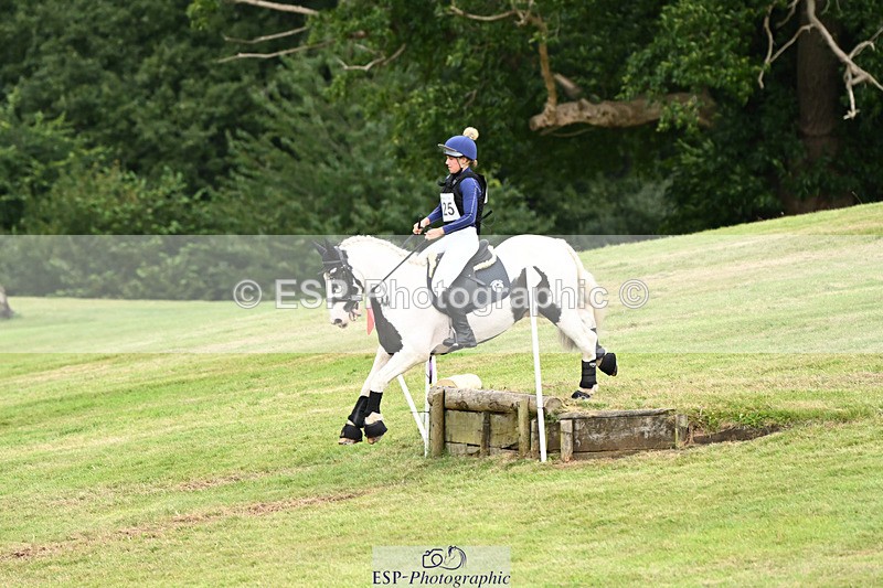 240825X-165914-37409 - 80cm XC 16.30 to 17.30