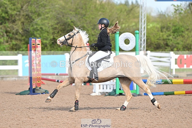240504A-092856-00140 - Cls 11 Clear Round 50cm