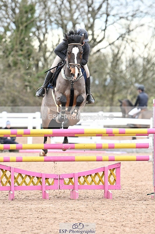 250112-143655-01680 - Cls 21 Foxhunter and 1.20m Open
