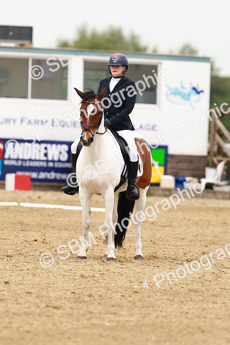 SBM_001089 - Class 6 - Novice 4