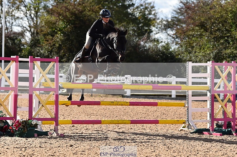 231014A-140538-05208 - Cls 15 1.05m Amateur Q 2nd R