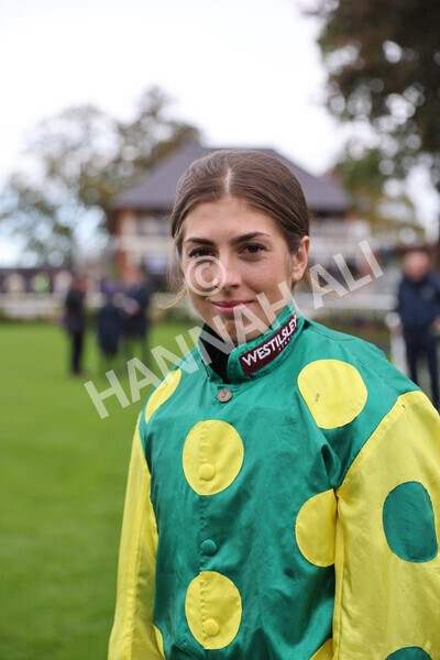 yr07102022r1-63 - Race 1 2.05pm Parsonage Hotel and Cloisters Spa Stakes