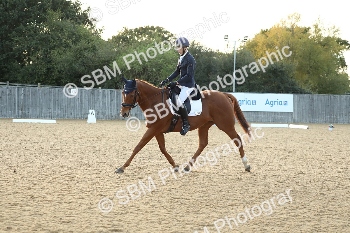 SBM_31220 - D20 - Grand Tour Championship - Elementary 44