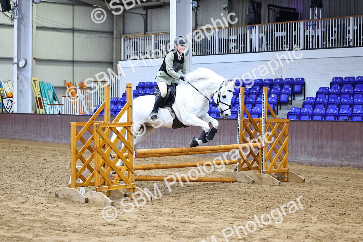 SBM_003541 - Class 37 - 80cm Training Stakes