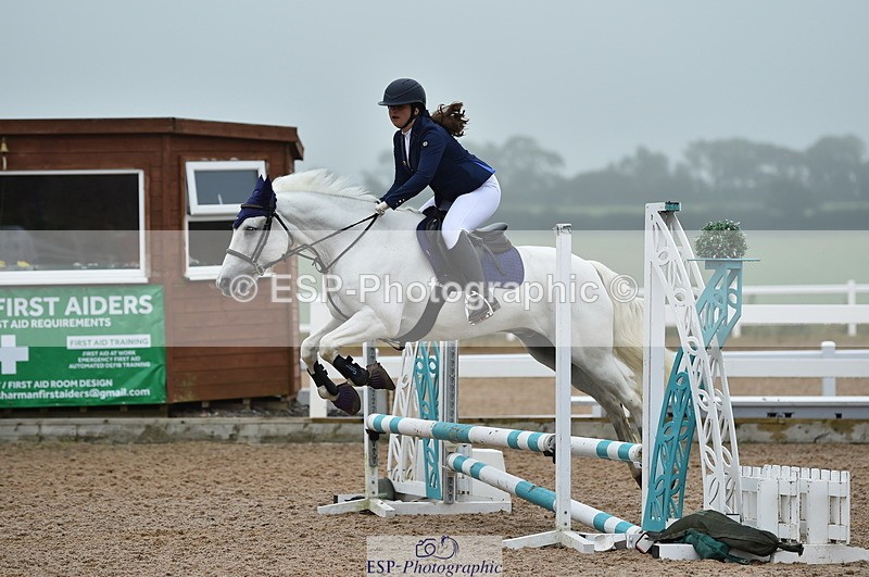 220829A-153704-00108 - Clear Round & 60cm  1a - 1b