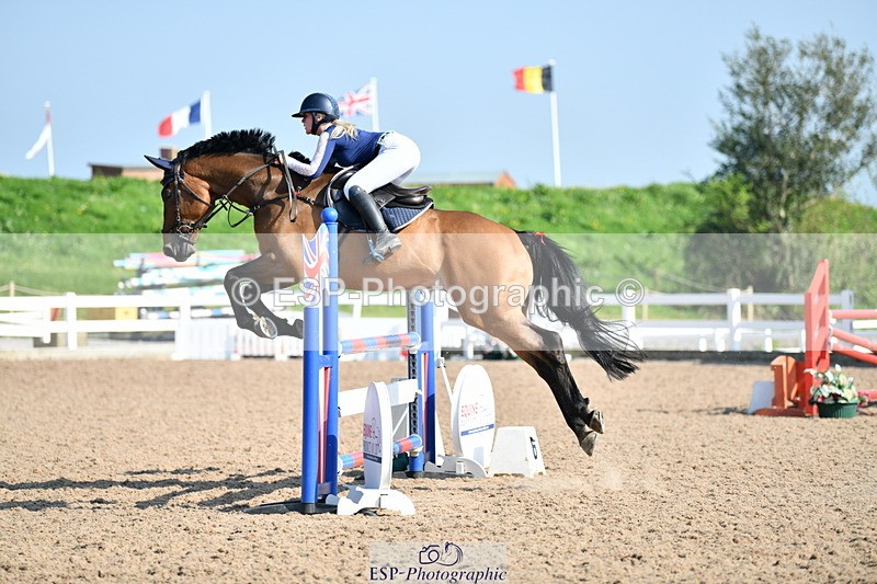 240512A-165218-19889 - Cls 44 1.05m National Am Quali