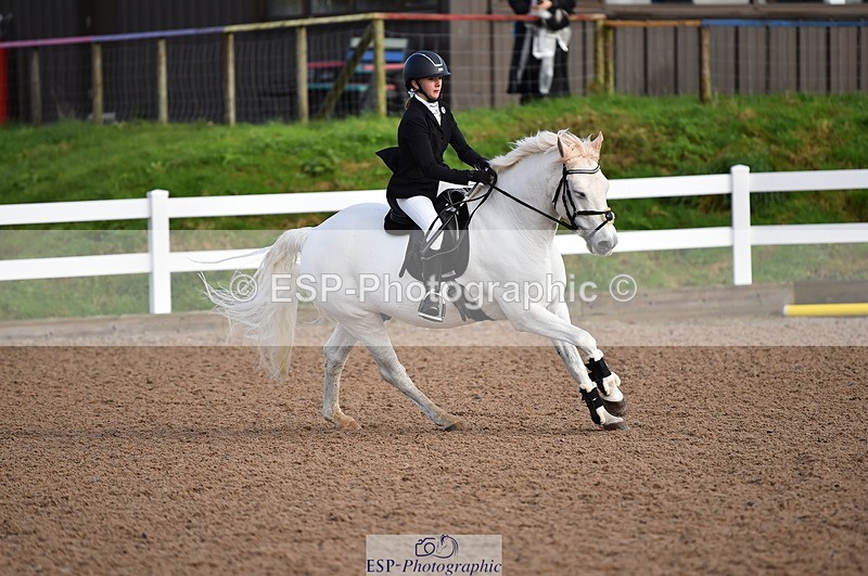 231028A-110934-00712 - Cls 2 British Novice & 80cm Open