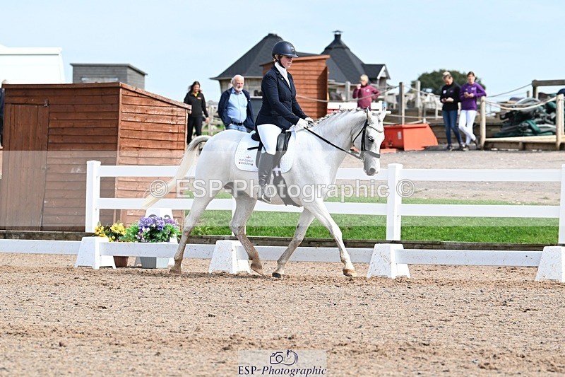 250907-132634-10137 - 065-Jessica.PerrySilver.Secret