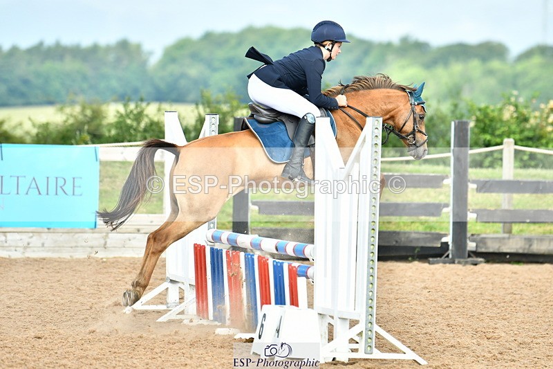 230624A-091256-00084 - Cls 36 Stepping Stones 128 & 138cm