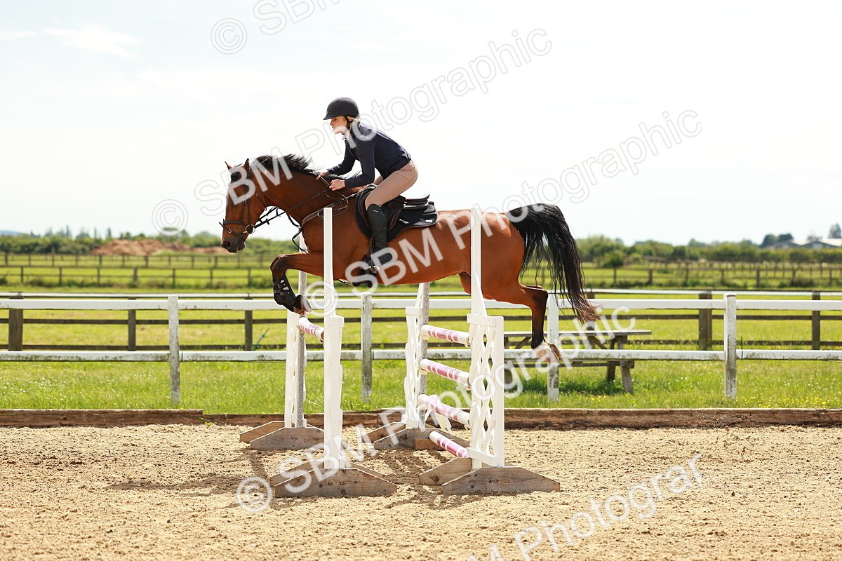 SBM_002402 - Class 4 - Senior Newcomers - 1.10m